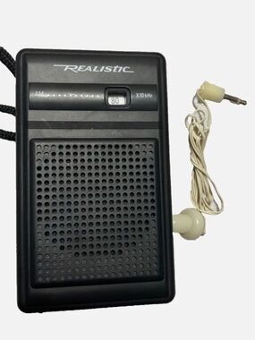 Vintage Realistic 12-201A AM Pocket Radio Radio Shack Tandy Tested Works